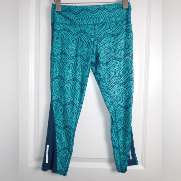 Nike Dri-Fit Cropped Running Leggings in Blue size S - Picture 2 of 14